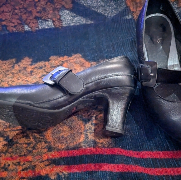 Black Baby Jane shoes - Picture 2 of 4